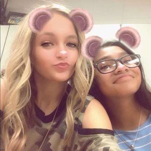 Meet your Posher, Tania